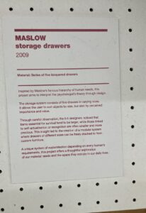 Cassetiera Maslow di Muji FuoriSalone MIlano 2025