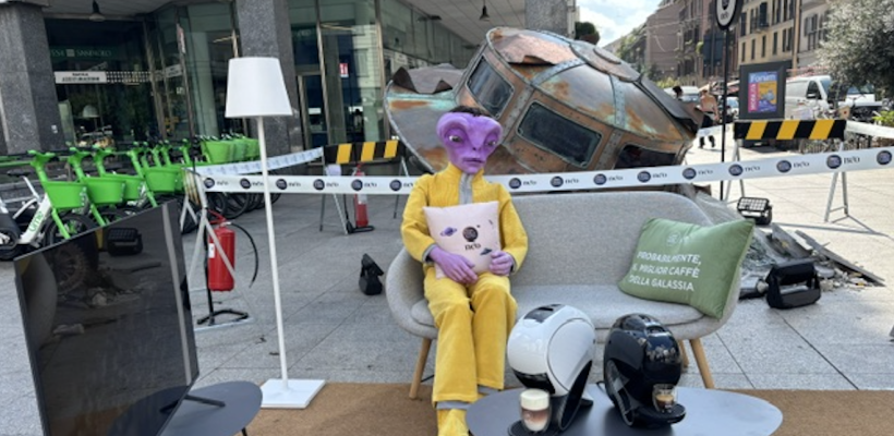 DOLCE GUSTO NEO, UN PO’ MATRIX, UN PO’ E.T.